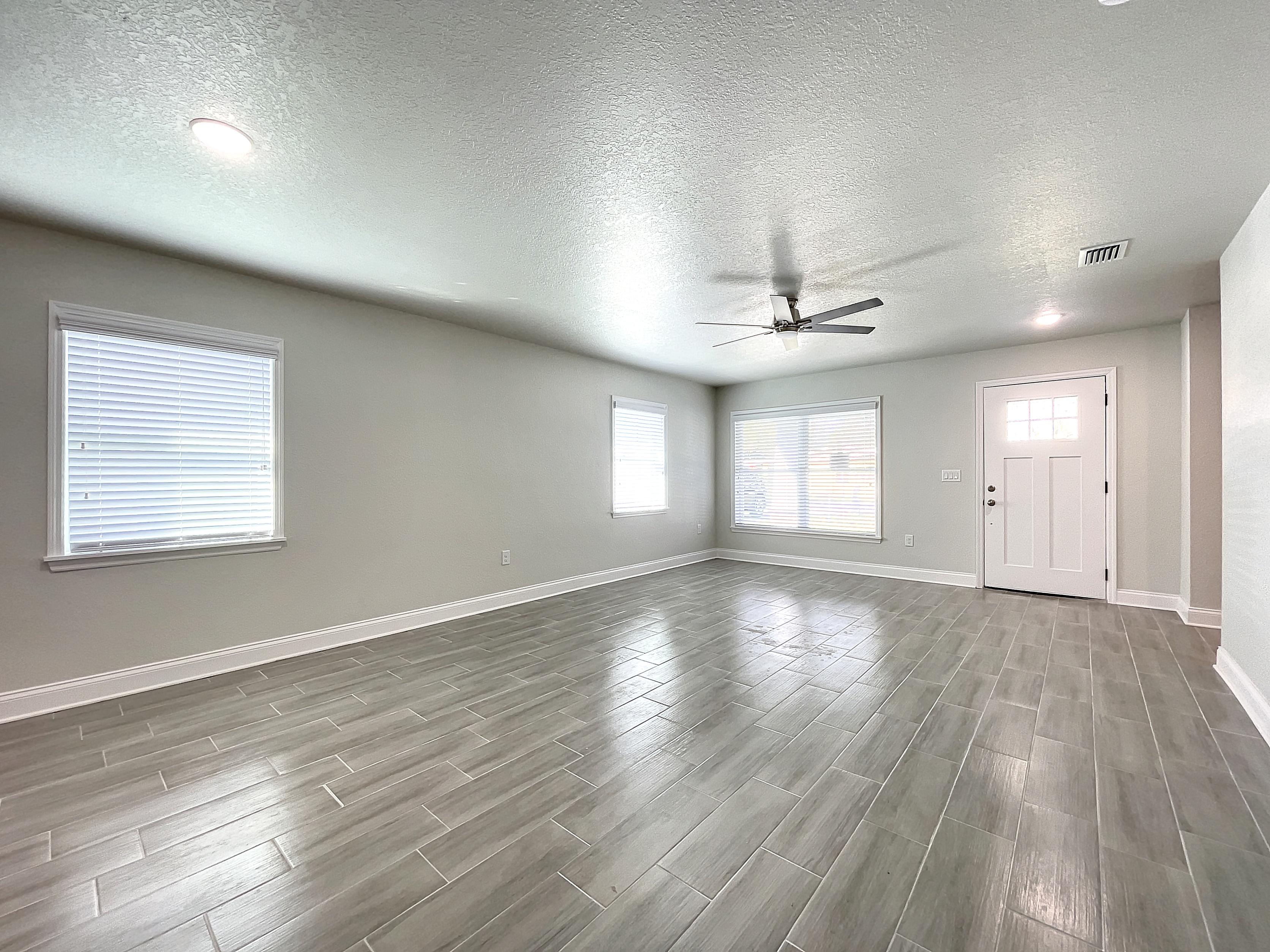 017-LakelandVacant-1669574359_1669574560_74589_a6edab8_original