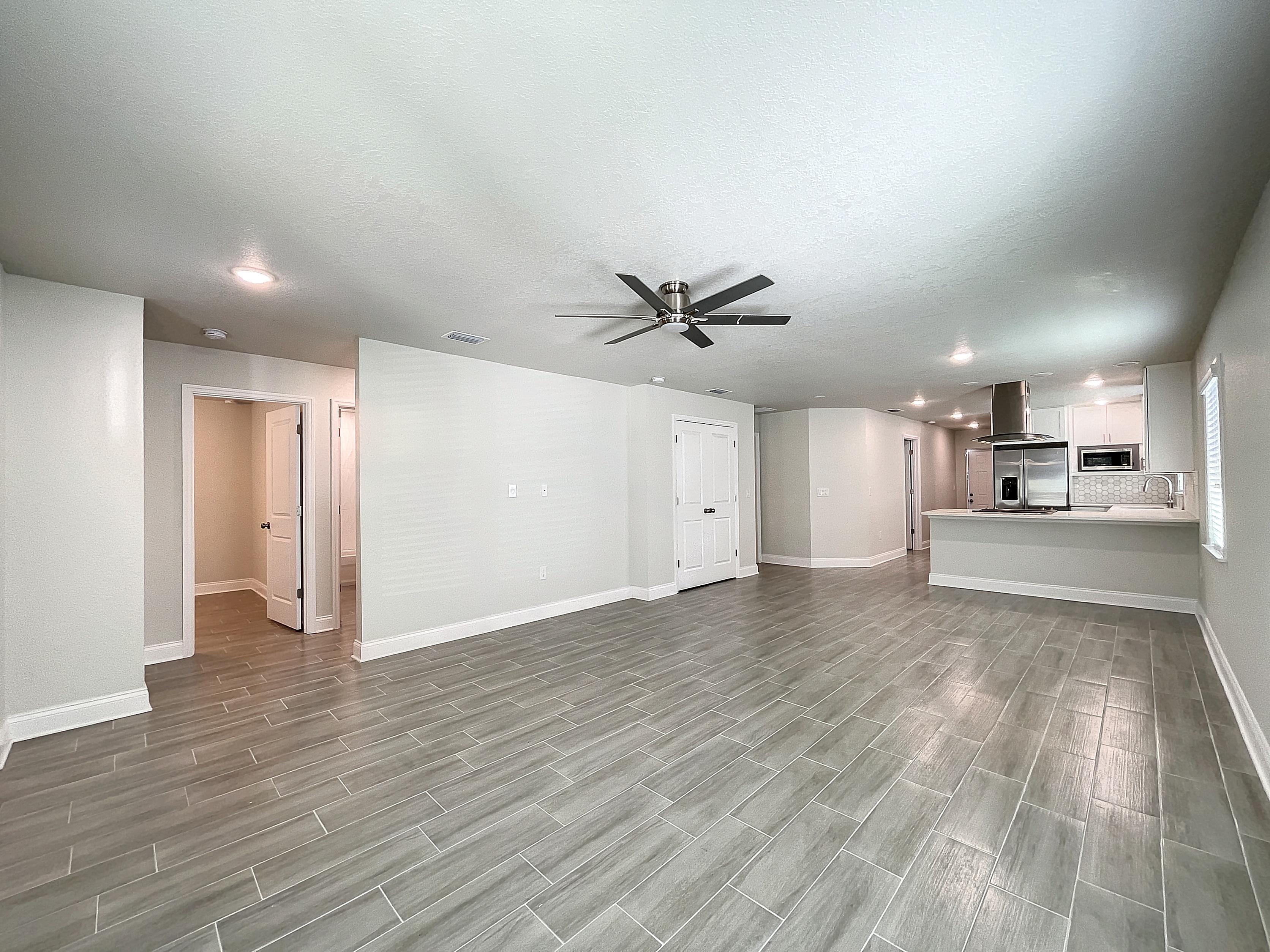 020-LakelandVacant-1669574359_1669574363_74422_bf1d147_original