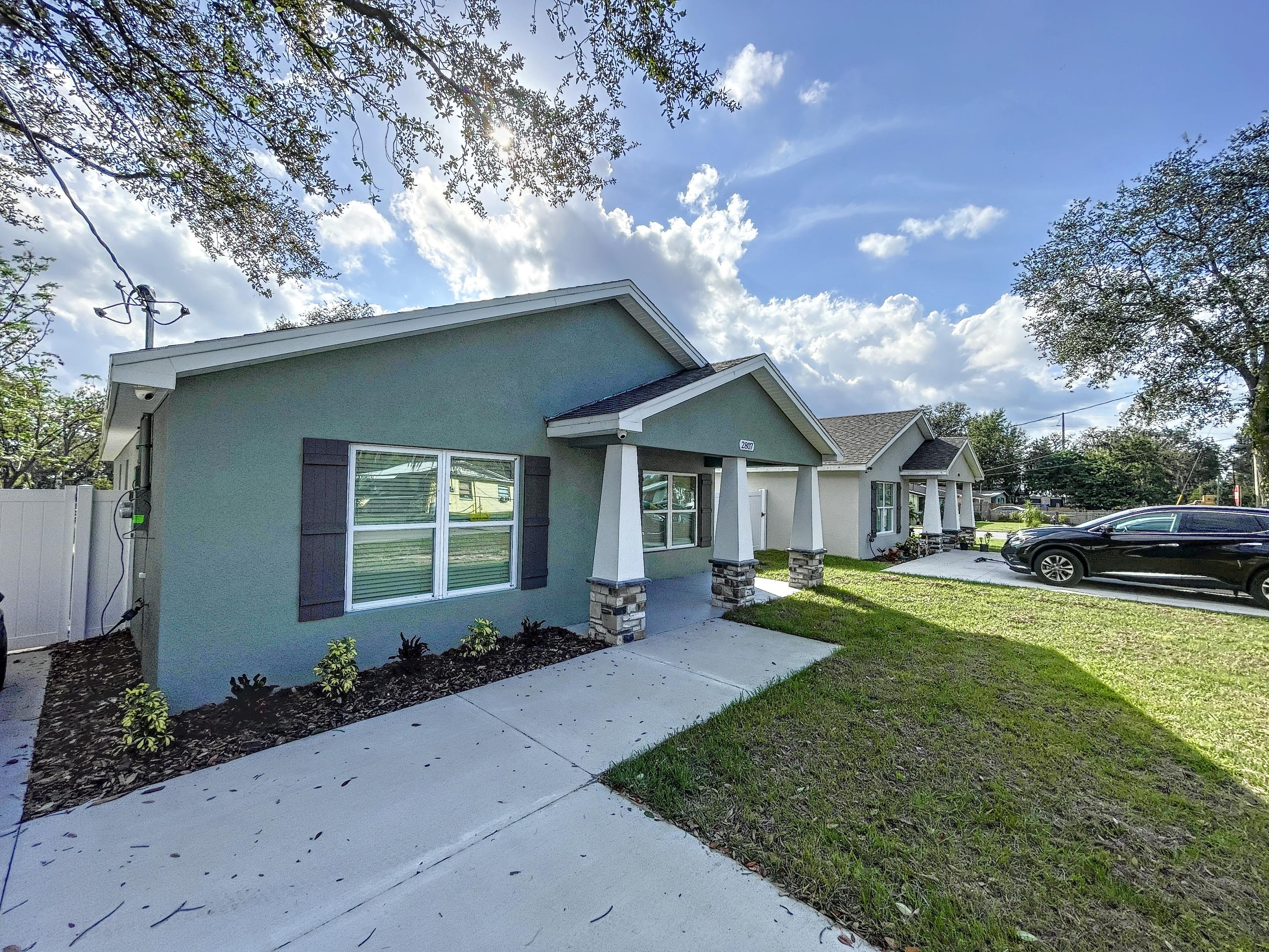 058-LakelandVacant-1669574359_1669575618_75783_14f694e_original