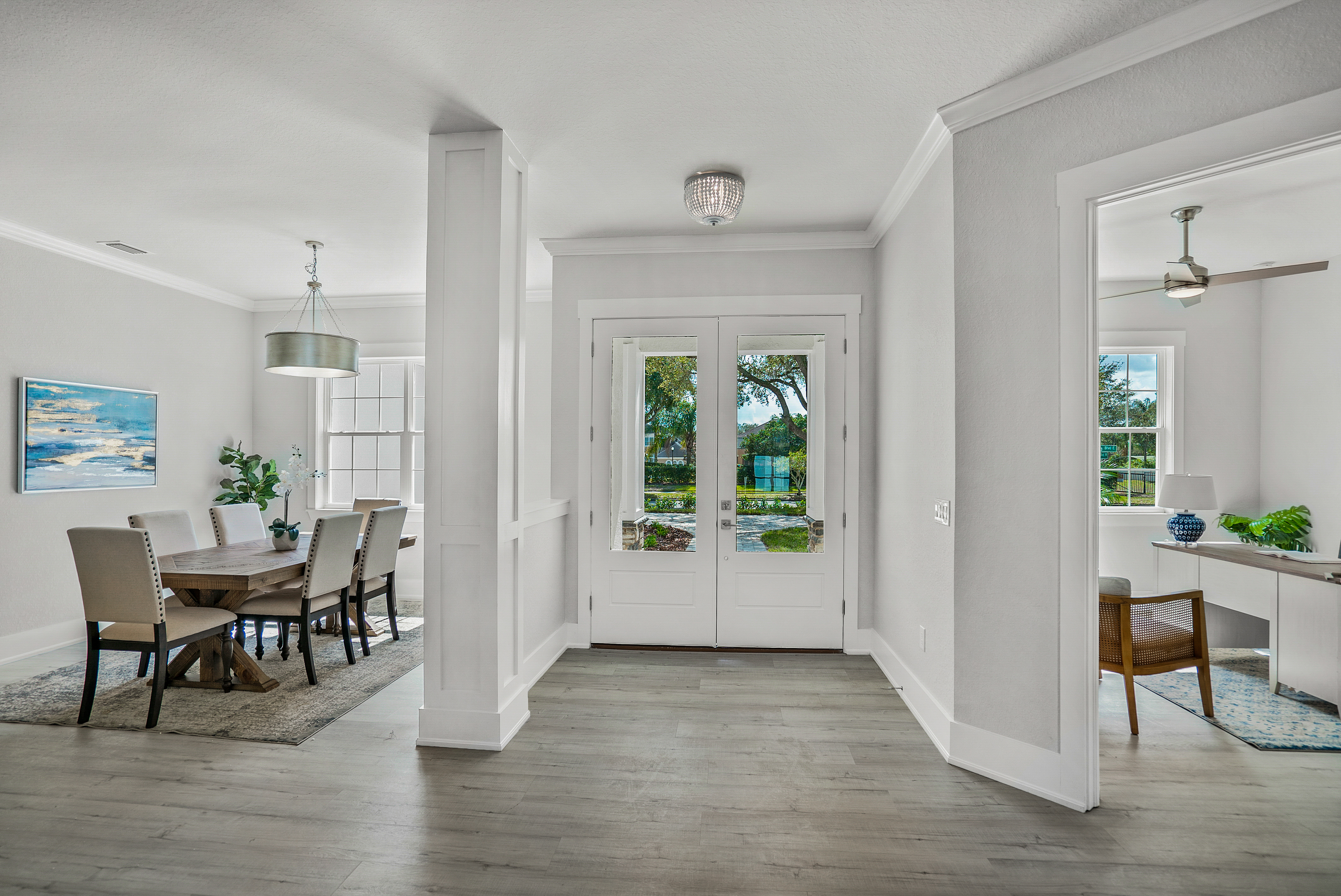 100 E Christina Blvd -032