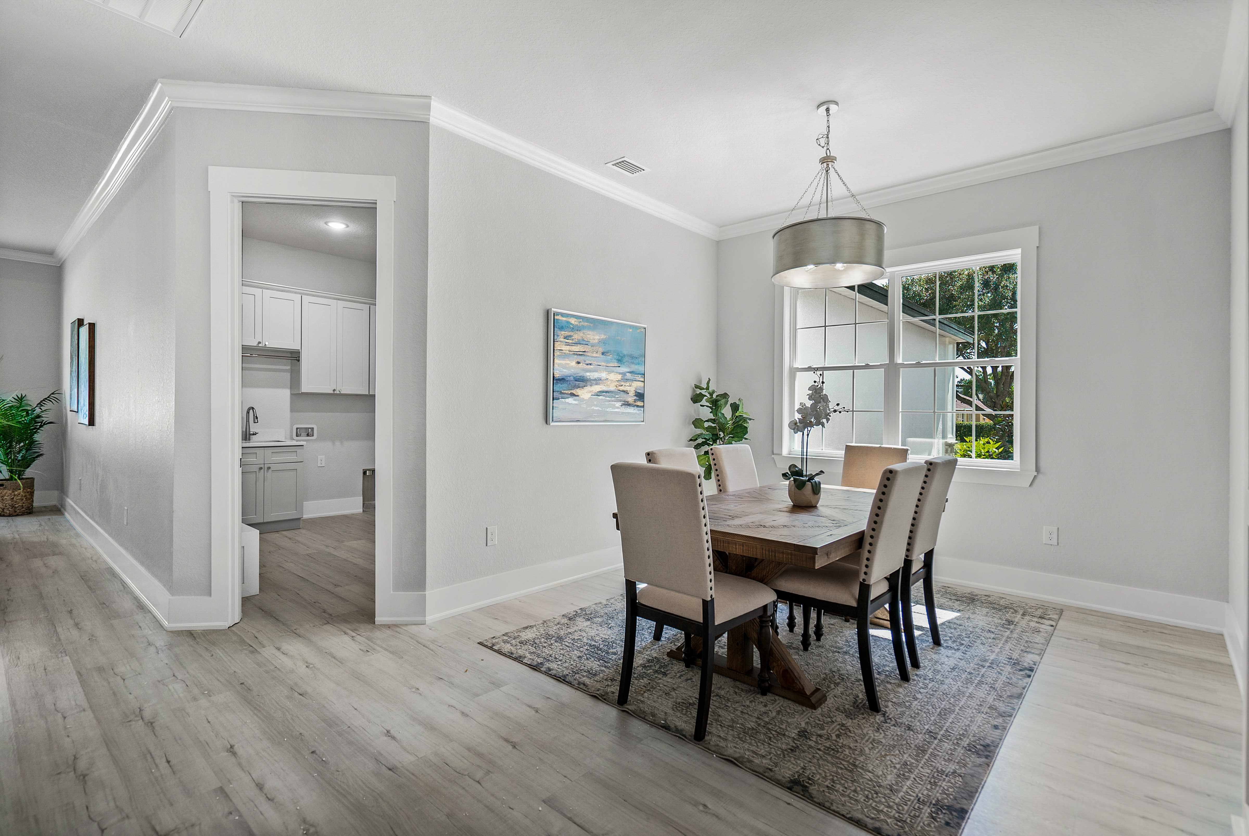 100 E Christina Blvd -033