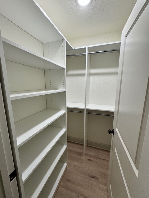 11 master closet 2