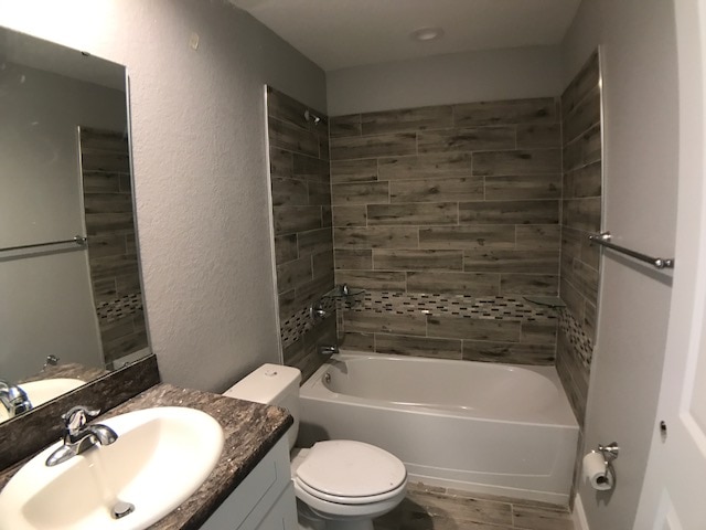 9hall bath