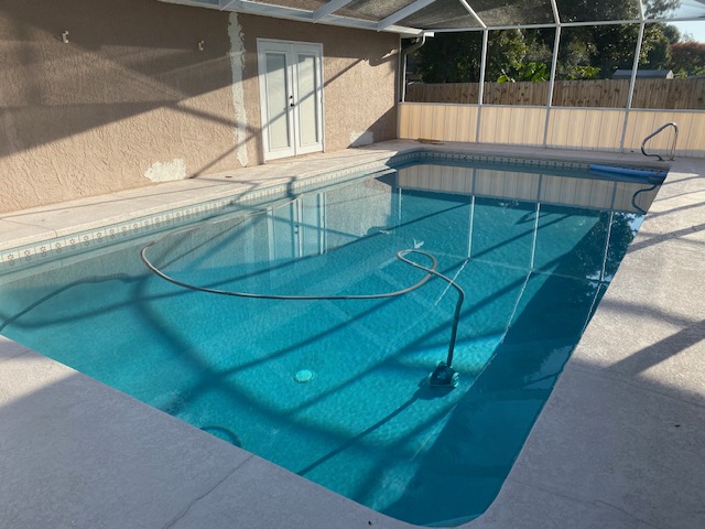 lamppostpool